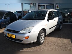Ford Focus Wagon - 1.6 I Ghia / Airco