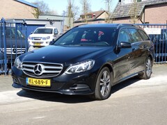 Mercedes-Benz E-klasse Estate - 200 Ambition Avantgarde * AUTOMAAT-AIRCO-ELECTR.RAMEN-CV, etc, etc DEALER ONDERHOUDEN