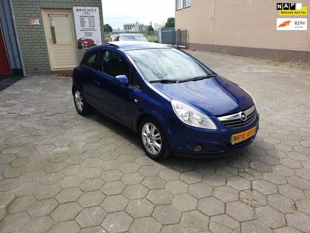 Opel Corsa 1 2 16v Cosmo Bj07 Apk Airco Nap Panoramadak 07 Benzine Occasion Te Koop Op Autowereld Nl