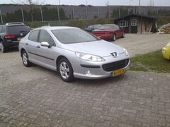 Peugeot 407 - 1.trekhaak8-16V XR weinig km als nieuw. lmv airco ecc