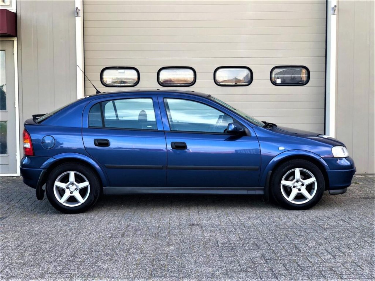 Opel astra 2002