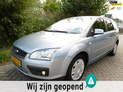 Ford Focus Wagon - 1.6 Trend 101pk Airco Trekhaak Cruise Onderhoudshistorie