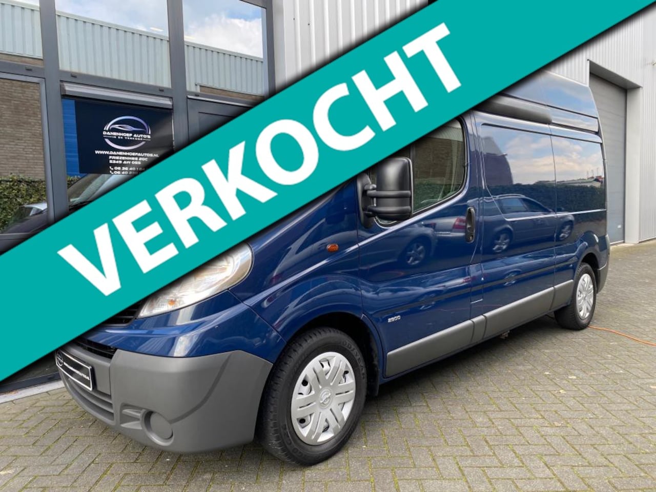 Opel Vivaro - 2.0i L2H2 Benzine airco pdc hoog lang 3-zits renault trafic verhoogd/verlengd marge btw/bp - AutoWereld.nl