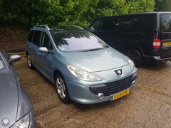 Peugeot 307 SW - 2.0-16V Pack