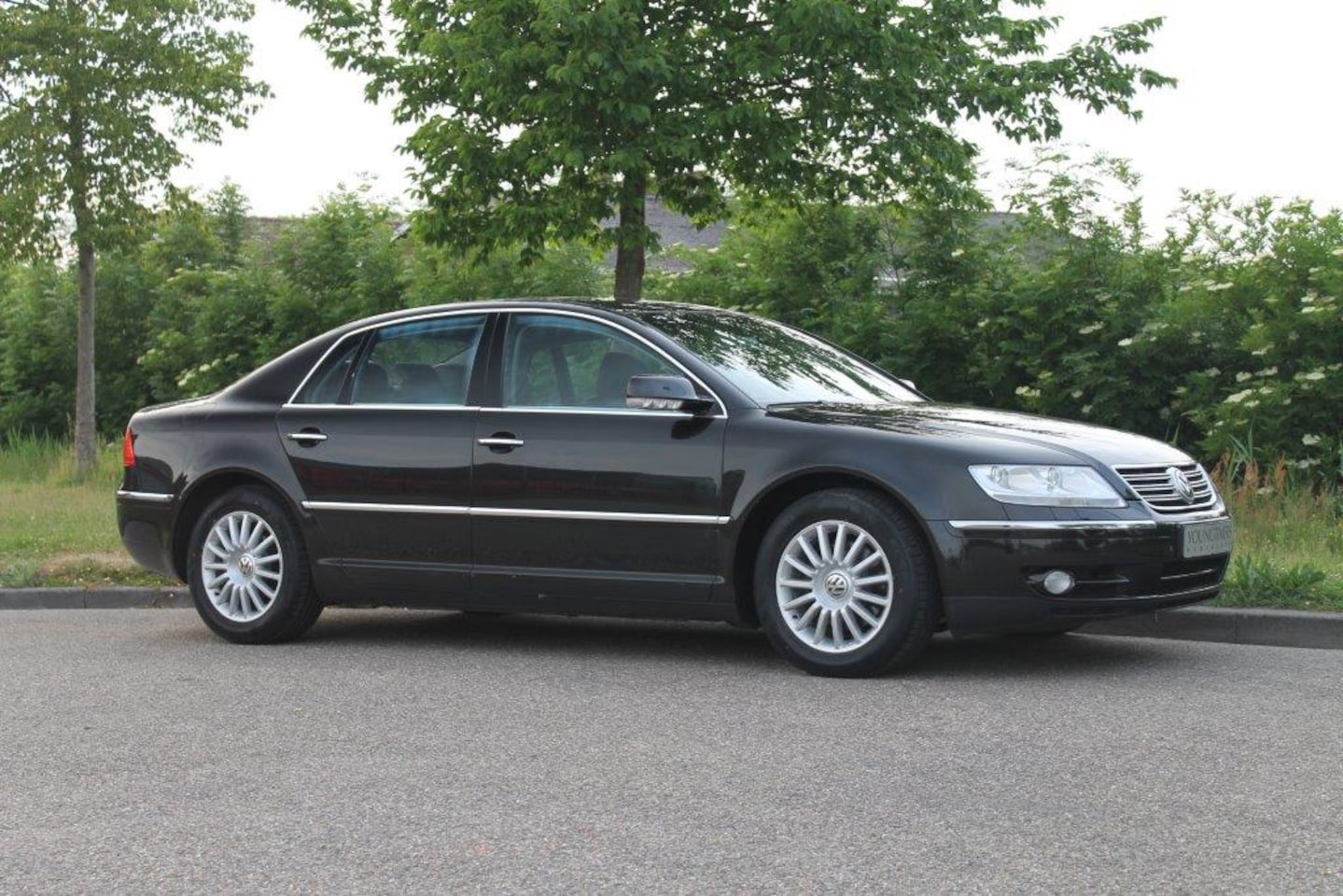 volkswagen-phaeton-3-2-v6.jpg