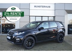 Land Rover Discovery Sport - 2.0 Si4 4WD SE | Panoramadak | Black Pack | Verwarmde voorstoelen en stuurwiel | Meridian