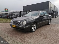 Mercedes-Benz E-klasse - 240 Classic