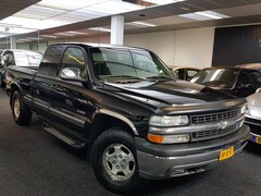 Chevrolet Silverado - SILVERADO V8 200kw 4x4 trehaak vol optie