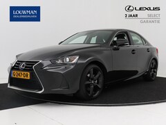 Lexus IS - 300h Sport Edition │ 18" Velgen │ Half Leder │ Stoelverwarming |