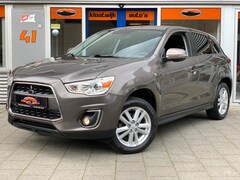 Mitsubishi ASX - 1.6 Cleartec Invite Clima Cruise LM Trekhaak Dealer Historie