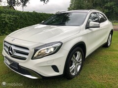 Mercedes-Benz GLA-Klasse - 180 Urban/Panorama/Automaat/Bixenon/57dkm/1eEigenaar