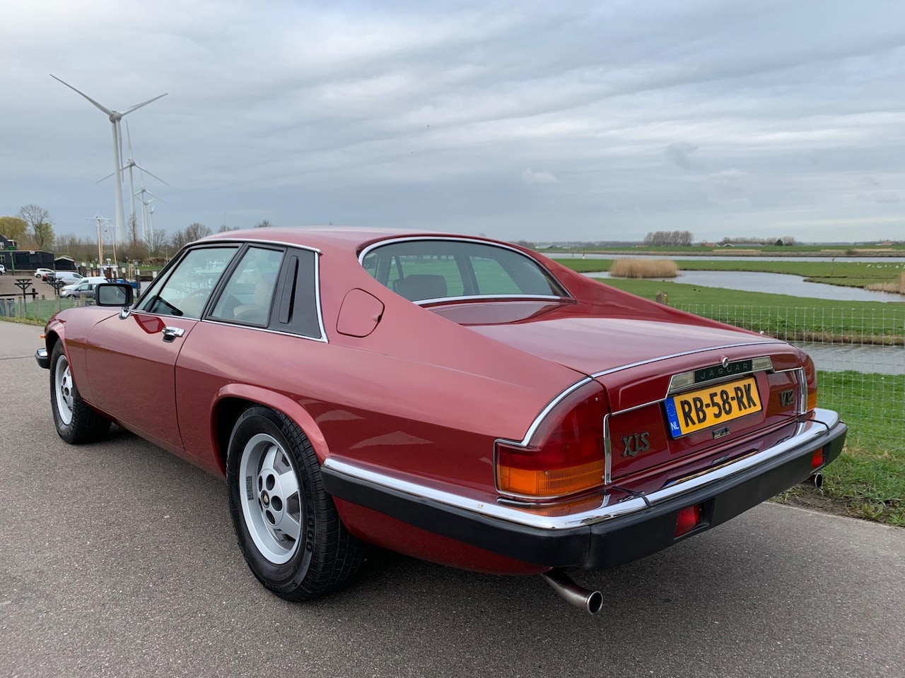 jaguar-xjs-5-3-v12-coupe-96000km-1e-eigenaar-org-nl-auto.jpg