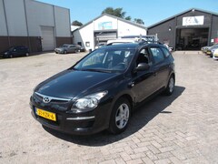 Hyundai i30 CW - 1.4i Blue Active airco