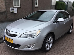 Opel Astra - 1.3 CDTi Cosmo vol opties