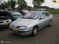 Renault Mégane - 1.6e RN