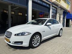Jaguar XF - 3.0D/NIEUW MODEL/NL AUTO/LEDER/NAVI