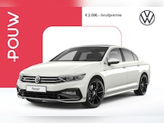 Volkswagen Passat - 1.5 TSI 150pk DSG R-Line Business Plus + 19" LMV + Panoramadak
