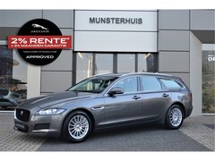 Jaguar XF Sportbrake - 2.0d Pure | Luchtvering | Verwarmde voorstoelen | Achteruitrijcamera |