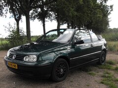 Volkswagen Golf - Golf 1.8 Trendline