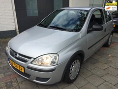Opel Corsa - 1.2-16V Essentia