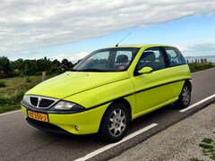 Lancia Y(psilon) - 1.2-16V LS In een van de 112 Kaleidos kleuren Cedro 906