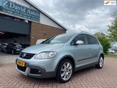 Volkswagen Golf - 1.4 TSI Cross Automaat DSG Pano - Navi - BT - Trekhaak Dealer onderhouden