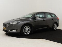Ford Focus Wagon - 1.0 Titanium Edition Navigatie | Stoelverwarming | Cruise control | Climate control | PDC