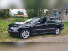Volvo V70 - 2.4 D5