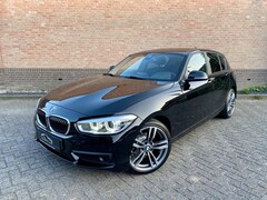 BMW 1-serie - 118i Sport Navigatie/LED/18 inch
