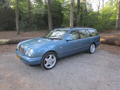 Mercedes-Benz E-klasse Combi - 320 Avantgarde 4-Matic LPG G3