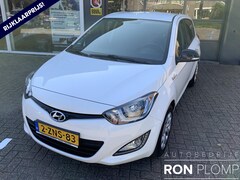 Hyundai i20 - 1.2 HP i-Motion Airco/ Rijklaarprijs