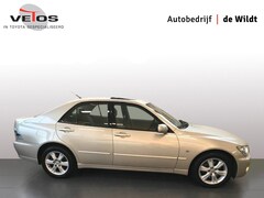 Lexus IS - 200 EXECUTIVE A/T + 6 MND BOVAG - YOUNGTIMER