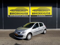 Renault Clio - 1.5 dCi Authentique