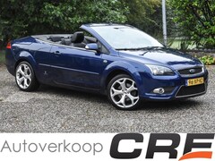 Ford Focus Coupé-Cabriolet - 2.0-16V Titanium / zwart leer / windscherm / stoelverwarming / airco / cruise control / pa