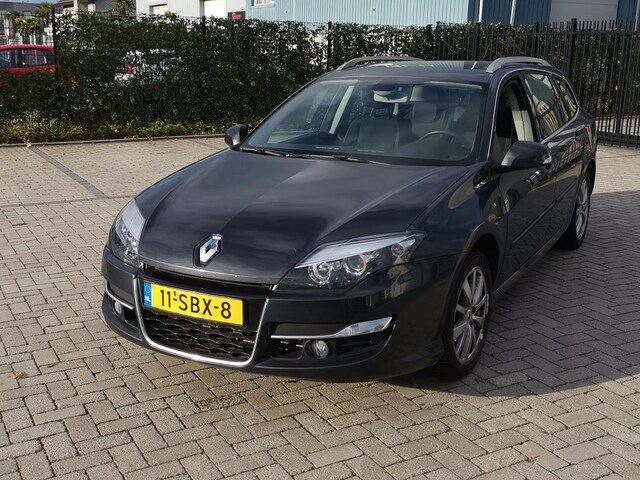 renault-laguna-estate-1-5-dci-110-bj-2011-154-000km-nap.jpg