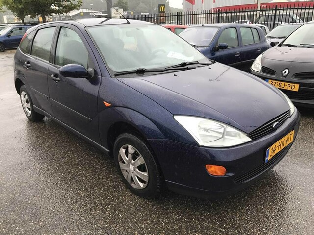 Ford Focus 1 6 16v Ghia 2001 Benzine Occasion Te Koop Op Autowereld Nl