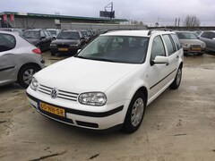 Volkswagen Golf - 1.6 16V