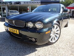 Jaguar XJ - 4.2 V8 Executive +