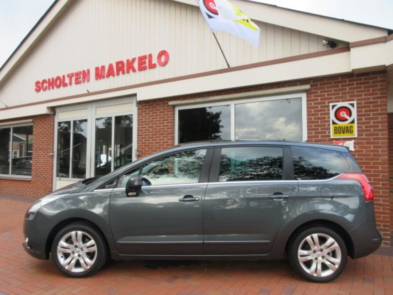 Peugeot 5008 - 1.6 THP Family 7p. 1.6 THP Family 7p. - AutoWereld.nl