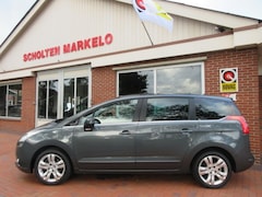 Peugeot 5008 - 1.6 THP Family 7p