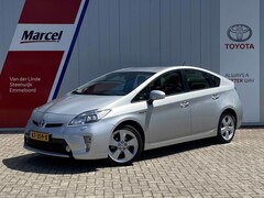 Toyota Prius - 1.8 Full Hybrid Dynamic Bns Half Leer Navi JBL