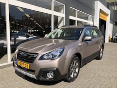 Subaru Outback - 2.5i-X AWD Luxury Automaat