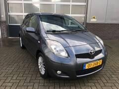 Toyota Yaris - 1.3 VVTi Dynamic
