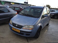 Fiat Idea - 1.4 16v Dynamic