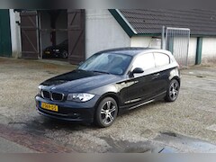 BMW 1-serie - 116i Nieuwstaat met Nieuw APK