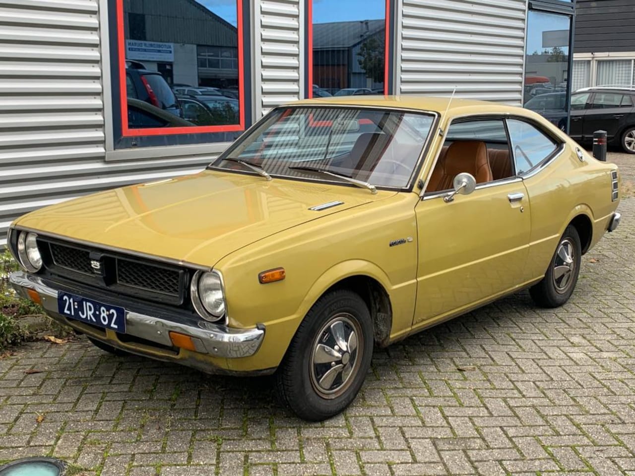 toyota-corolla-30-hardtop-coupe.jpg