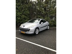 Peugeot 207 CC - 1.6 VTi
