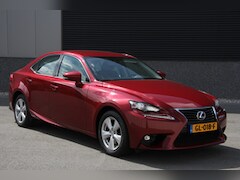 Lexus IS - 300h Hybrid Edition Xenon/Navigatie/PDC