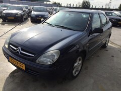 Citroën Xsara - 1.6i-16V L. Prestige