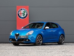 Alfa Romeo Giulietta - 1.4 Turbo 150pk | Xenon | Leder | Apple Carplay/Android auto | Camera | Cruise Control
